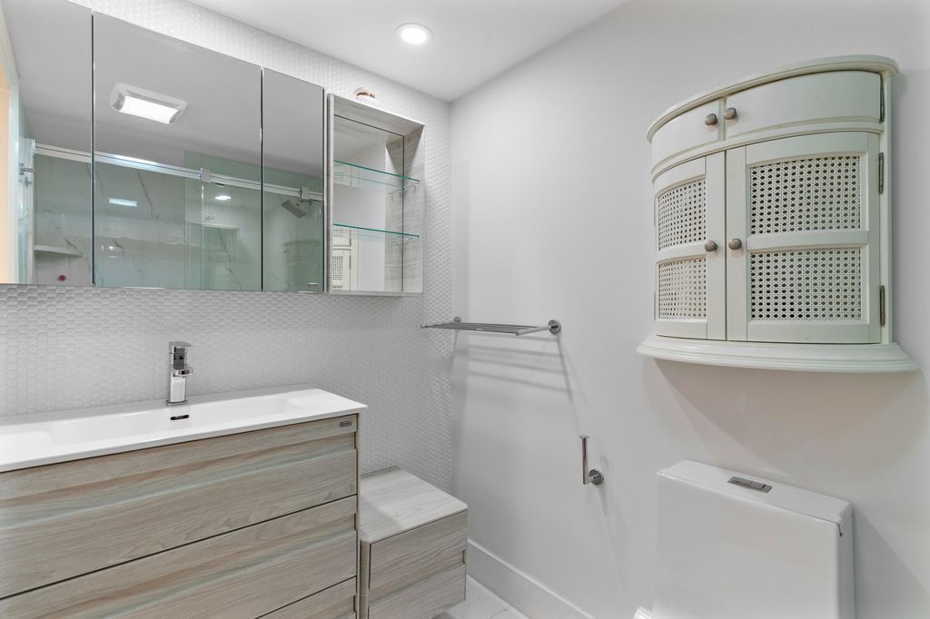 3499 Oaks Way #806, photo 7