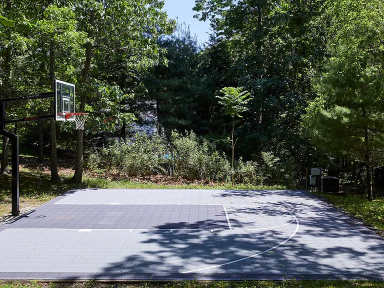 Pheasant Rd — Photo 23