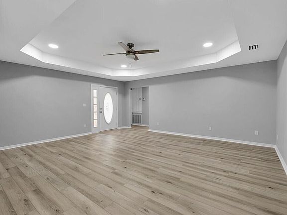 5th image of 797 Pearl Sand Dr
