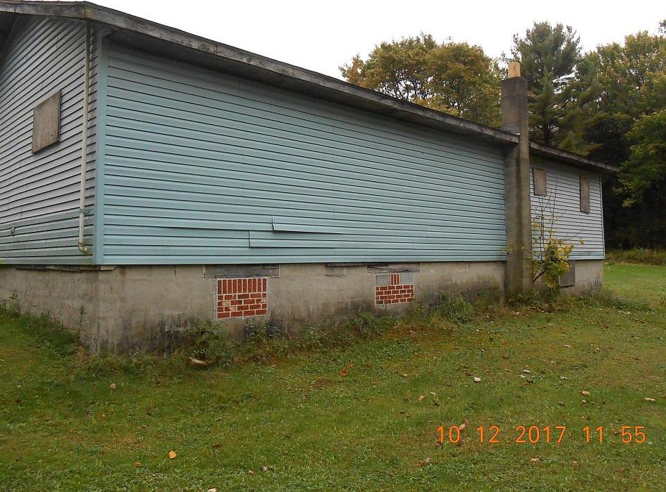 2nd image of 1085 Tipperary Rd