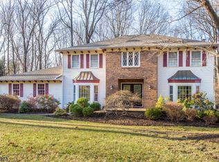 17 Mabro Dr, Denville, NJ
