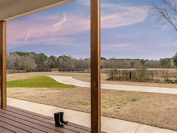 4th image of 4821 Private Road 3552