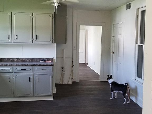 5th image of 1718 Marion Ave