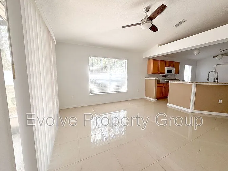 21 Llanes Pl — Photo 3