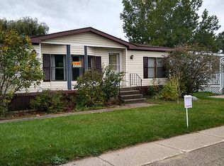 4294 Brooklawn Ln SE, Kentwood, MI 49512