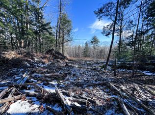 49 Owens Dr, Winthrop, ME 04364