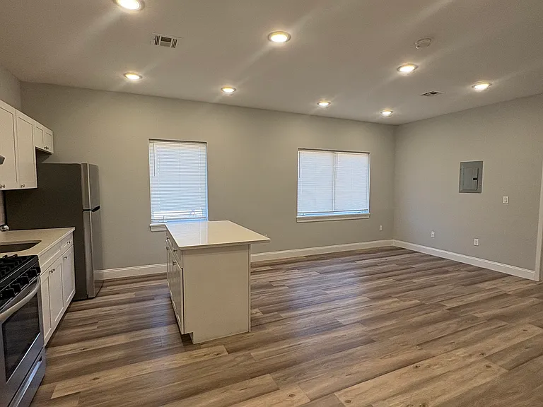 73 Beech St #303 — Photo 4