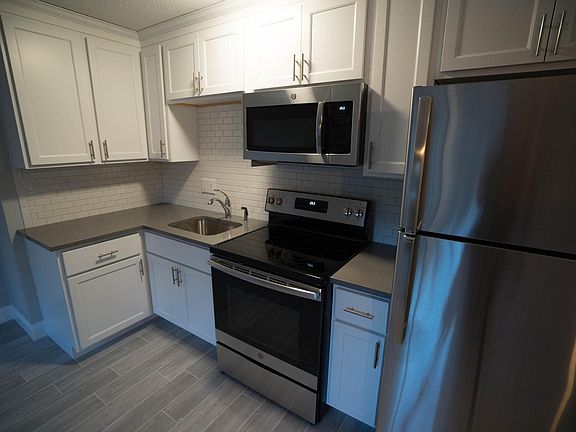2nd image of 440 North Ave APT 17