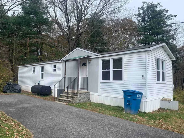19 Aspen Circle, Kittery, ME 03904