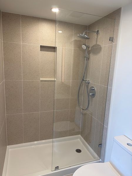 Surrey Apartment for rent - 2 Bedrooms — photo 11