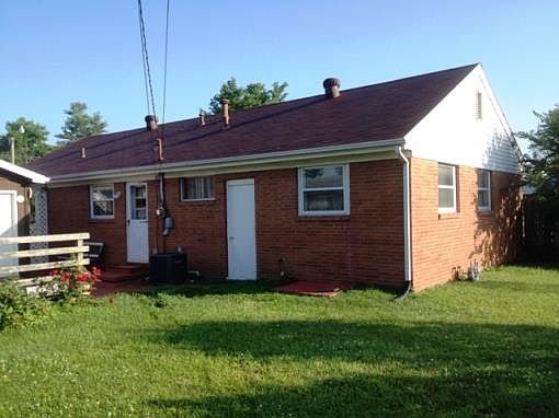 3rd image of 332 Longfellow Dr
