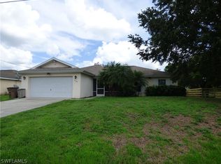 3704 11th St W, Lehigh Acres, FL 33971