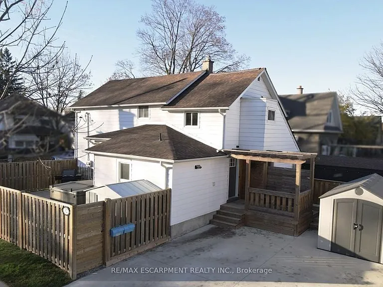 32 Rodman St #MAIN — Photo 10