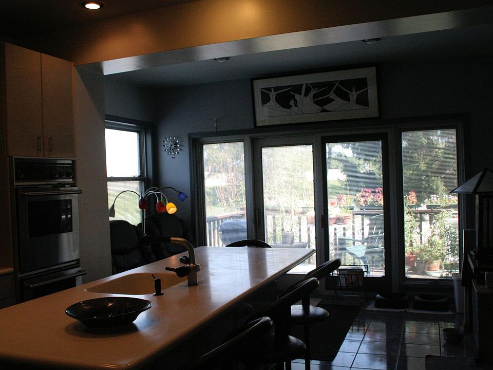 1st image of 2243 N Hoyne Ave #1