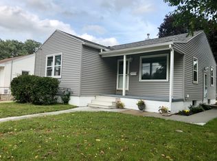 2425 Randolph St, Waterloo, IA 50702