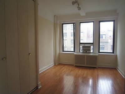 1st image of 118 W 72nd St APT 502