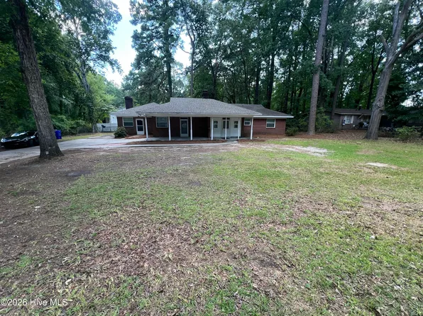 915 SE Greenville Blvd, Greenville, NC 27858