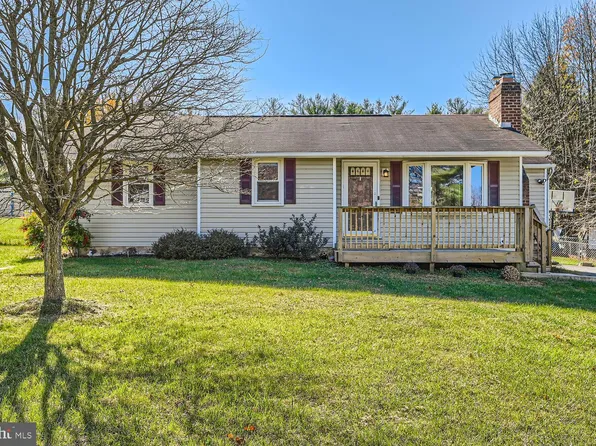 4003 Doefield Dr, Manchester, MD 21102