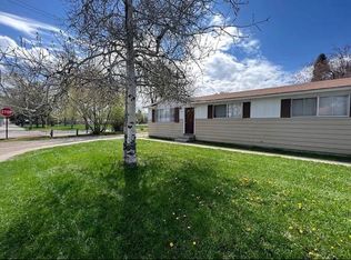320 E 6th St, Craig, CO 81625
