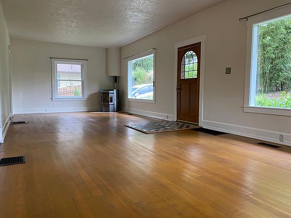 Large living room and space!