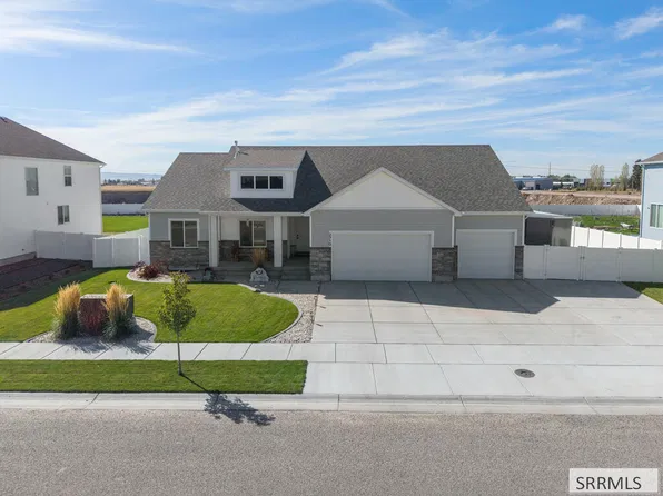 2710 E Larson Dr, Idaho Falls, ID 83401