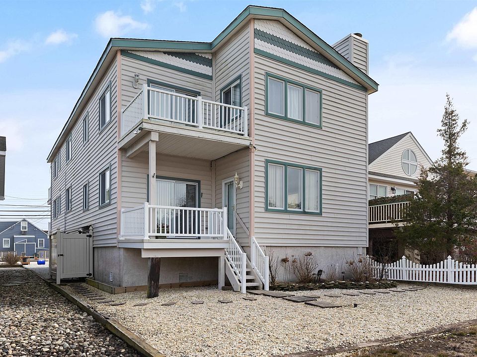 1st image of 2541 Haven Ave APT 2541