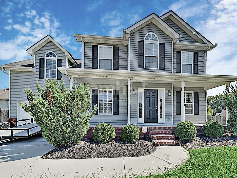 1st image of 3206 Gaslight Ln