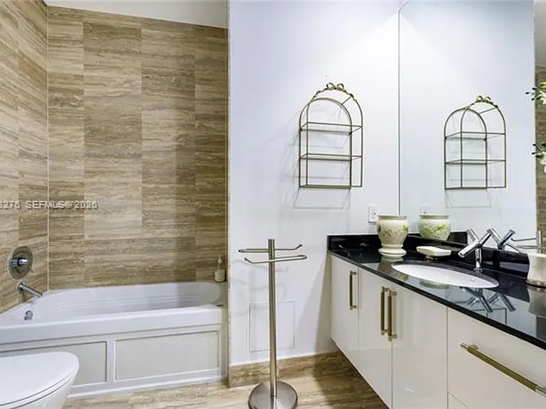 16001 Collins Ave #CU-3505 — Photo 11