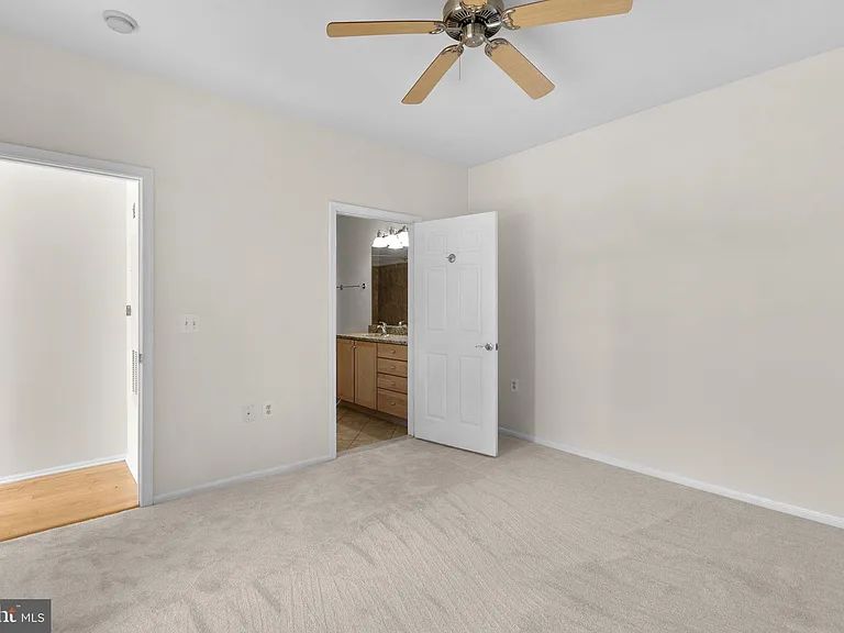 11800 Old Georgetown Rd #1315 — Photo 25