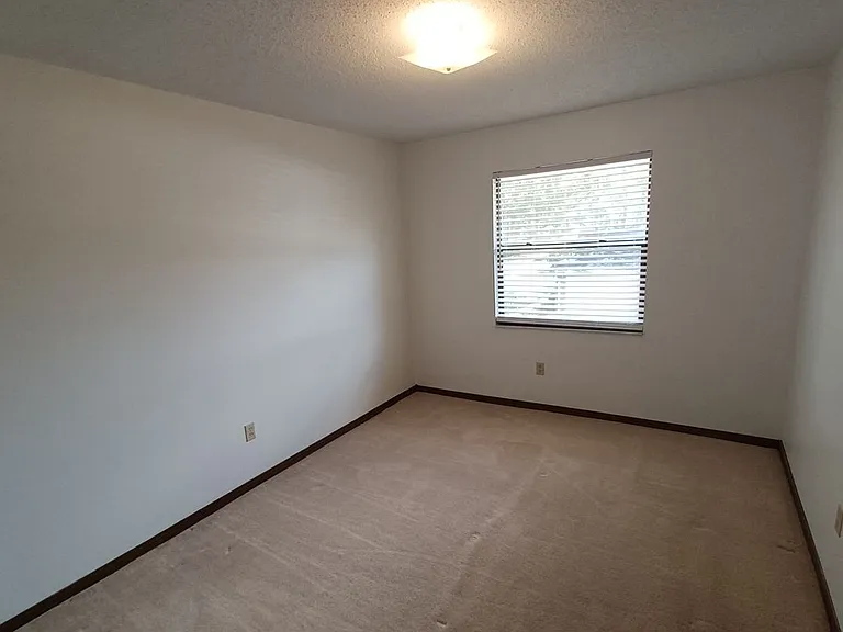 2295 Foxwood Dr — Photo 25