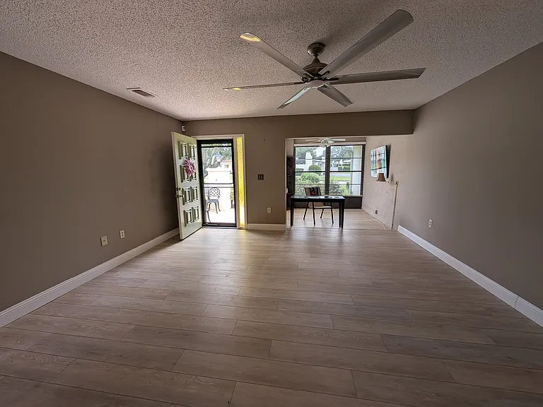 8161 Braddock Cir #1 — Photo 6