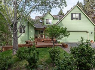 1525 NE Saddle Rock Ct, Bend, OR 97701