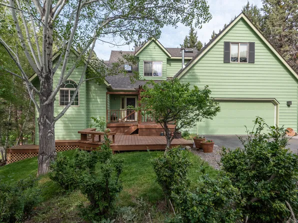 1525 NE Saddle Rock Ct, Bend, OR 97701