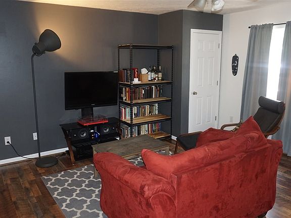 5th image of 2449 S Woolery Mill Dr
