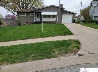 4924 Vinton St, Omaha, NE 68106