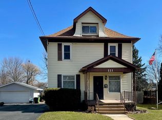 111 Pleasant St, Beaver Dam, WI 53916