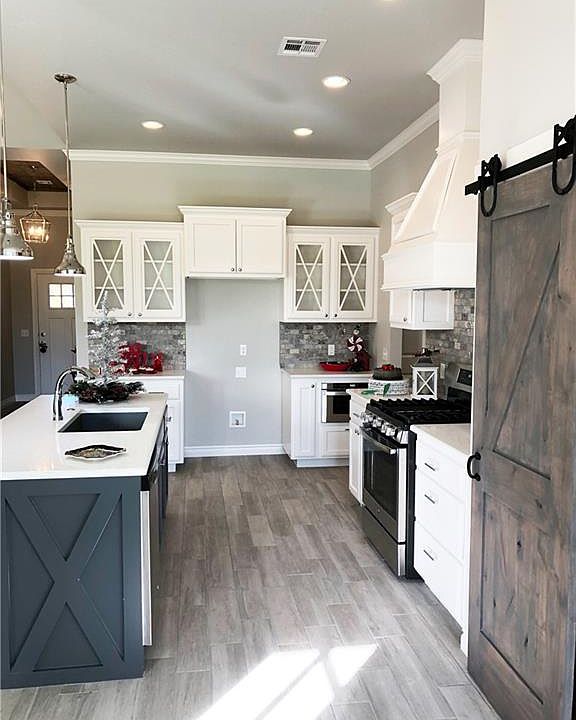 7105 Cherokee Xing E, Warr Acres, OK 73132 | Zillow