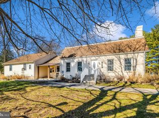 8730 Mapleville Rd, Mount Airy, MD 21771