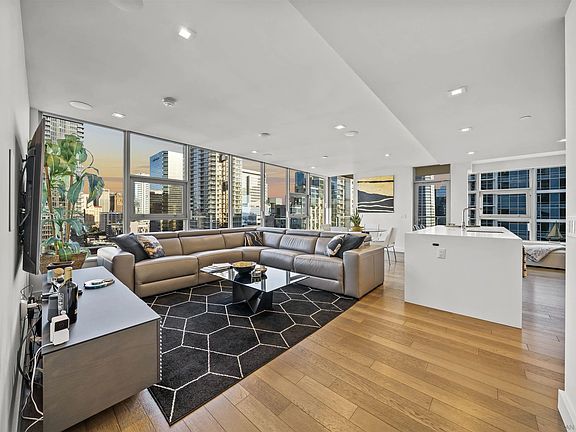 4th image of 1388 Kettner Blvd Unit 1706