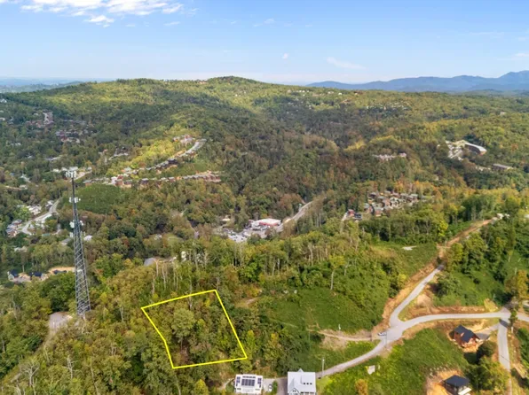 7 Woodland Dr Lot 7, Gatlinburg, TN 37738
