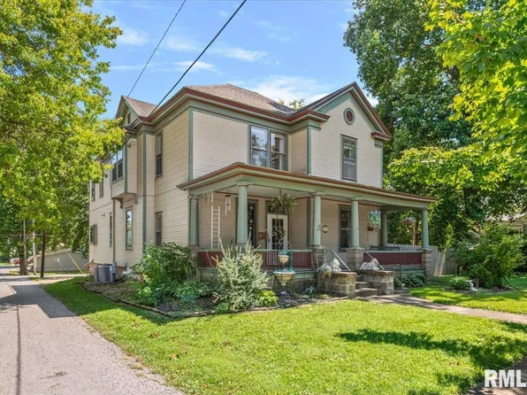 316 N Monroe St, Pittsfield, IL 62363