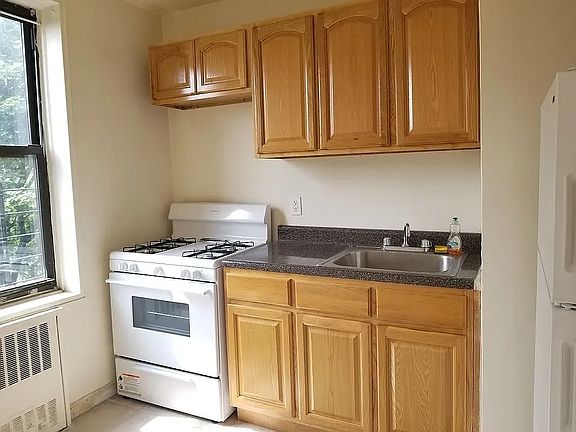 5th image of 60 E 17th St #7O