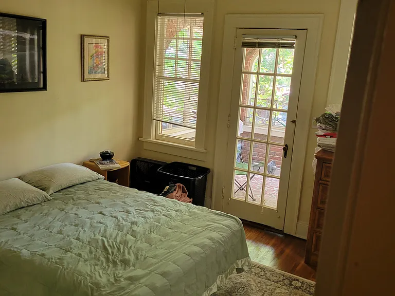 221 N Candler St #14 — Photo 8
