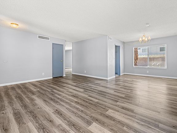 5th image of 6951 Wedgewood Way