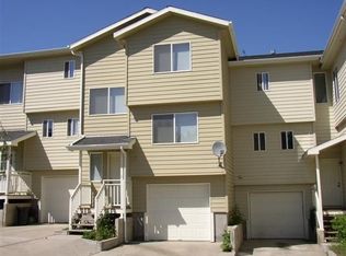 562 E Deer Meadow Ct APT 3, Moscow, ID 83843