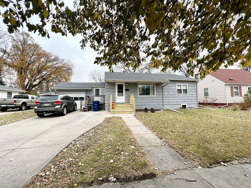 1st image of 1214 5th St S