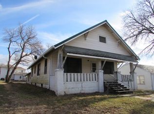 216 N Alanthus Ave, Stanberry, MO 64489