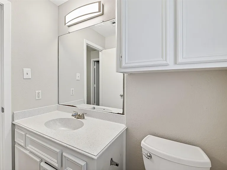 7429 Elbridge Ln — Photo 38