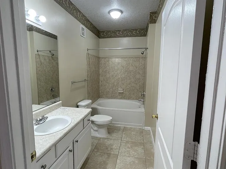 17954 Villa Creek Dr — Photo 14