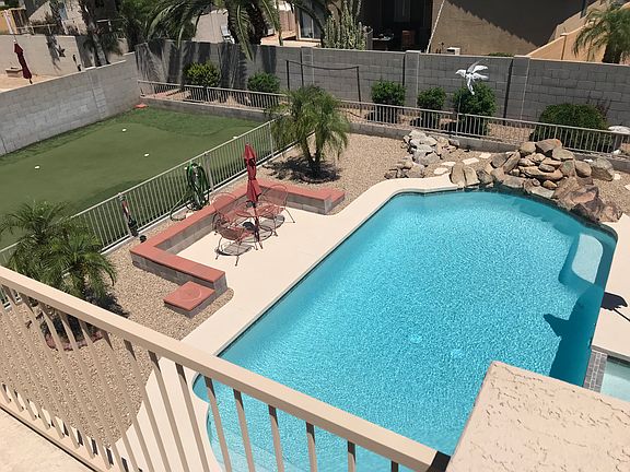 3rd image of 8232 W Deanna Dr